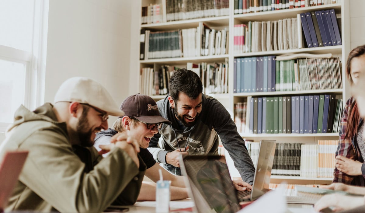 Grille des salaires 2024 des maisons d’étudiants